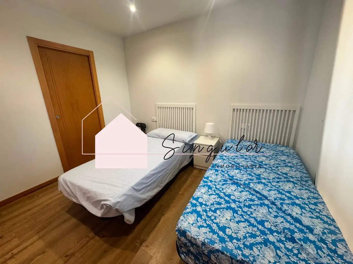 Habitación de Casa adosada de alquiler en Nigrán con Jardín privado y Piscina comunitaria