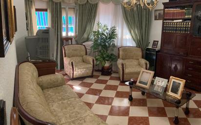 Living room of Flat for sale in  Sevilla Capital  with Furnished