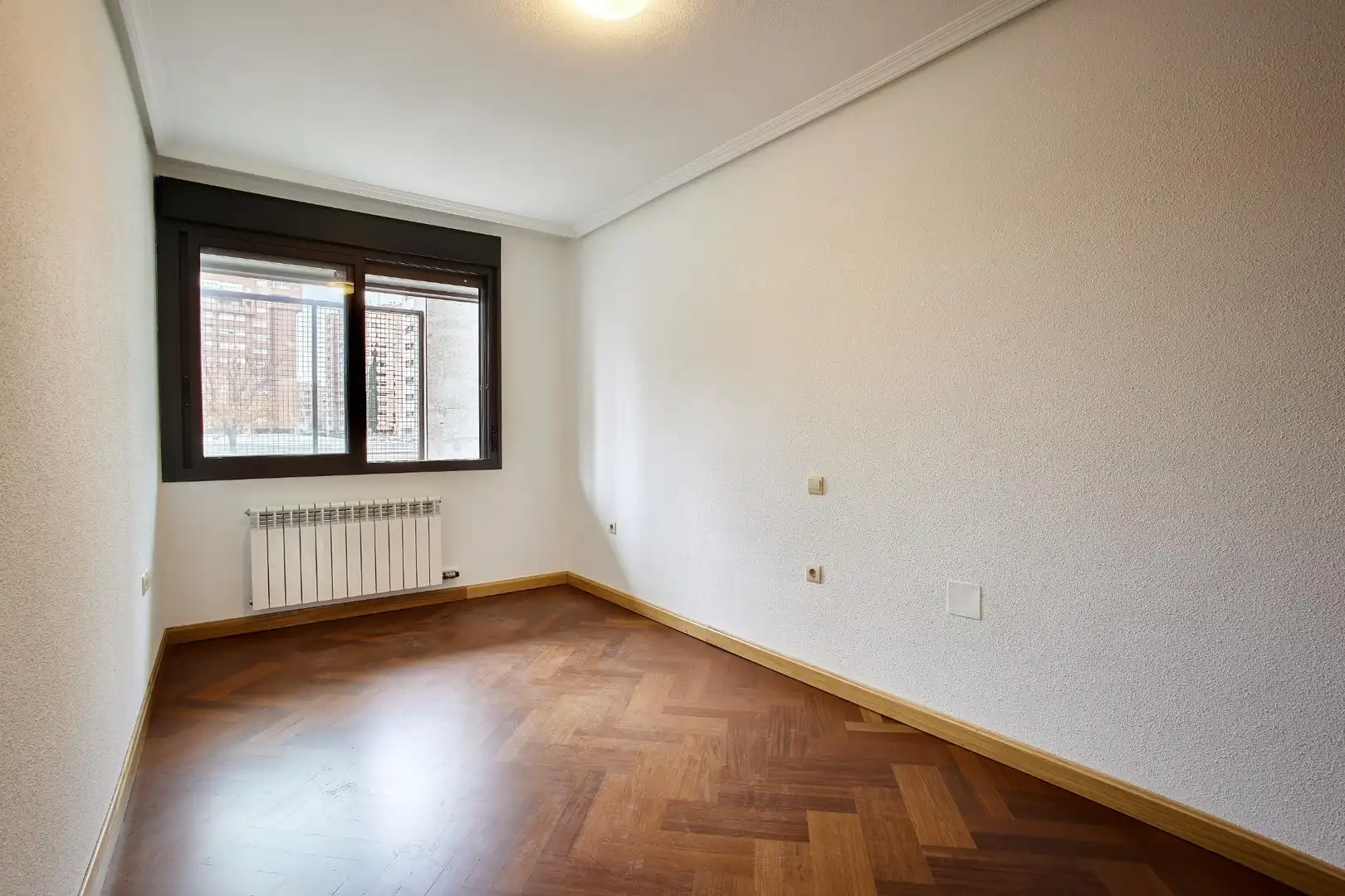 Habitación de Apartamento de alquiler en Valladolid con Calefacción, Terraza y Trastero