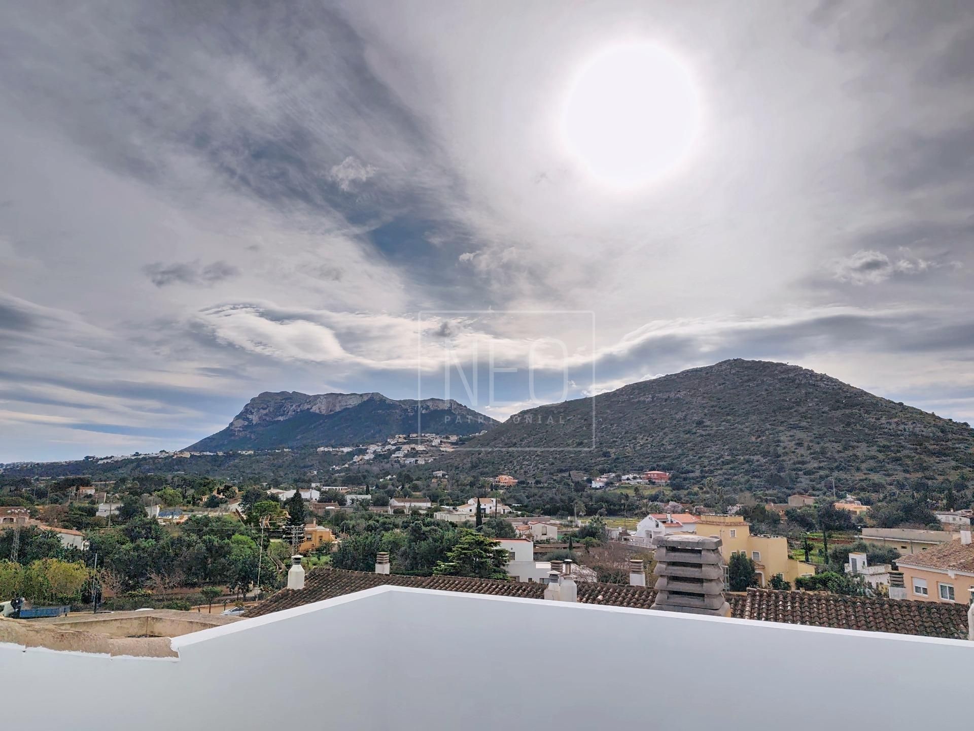 Außenansicht von Dachboden zum Verkauf in Dénia mit Klimaanlage und Terrasse
