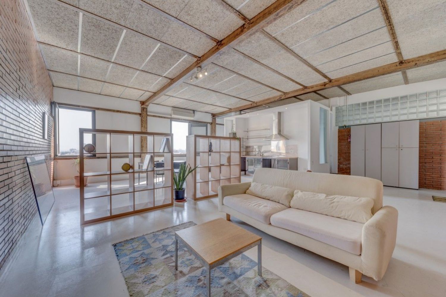 Living room of Loft for sale in  Barcelona Capital  with Air Conditioner
