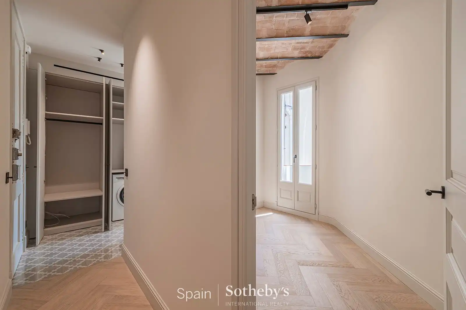 Apartment with lift for sale in Carrer d'Enric Granados, imagen 19