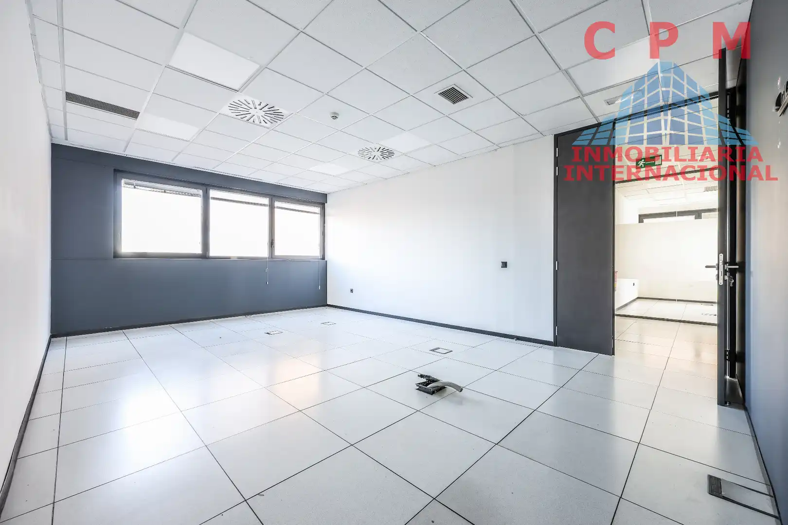 Oficina de lloguer en Madrid amb Aire condicionat, Calefacció i Alarma