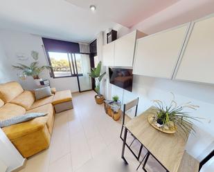 Sala d'estar de Apartament en venda en Mont-roig del Camp amb Aire condicionat