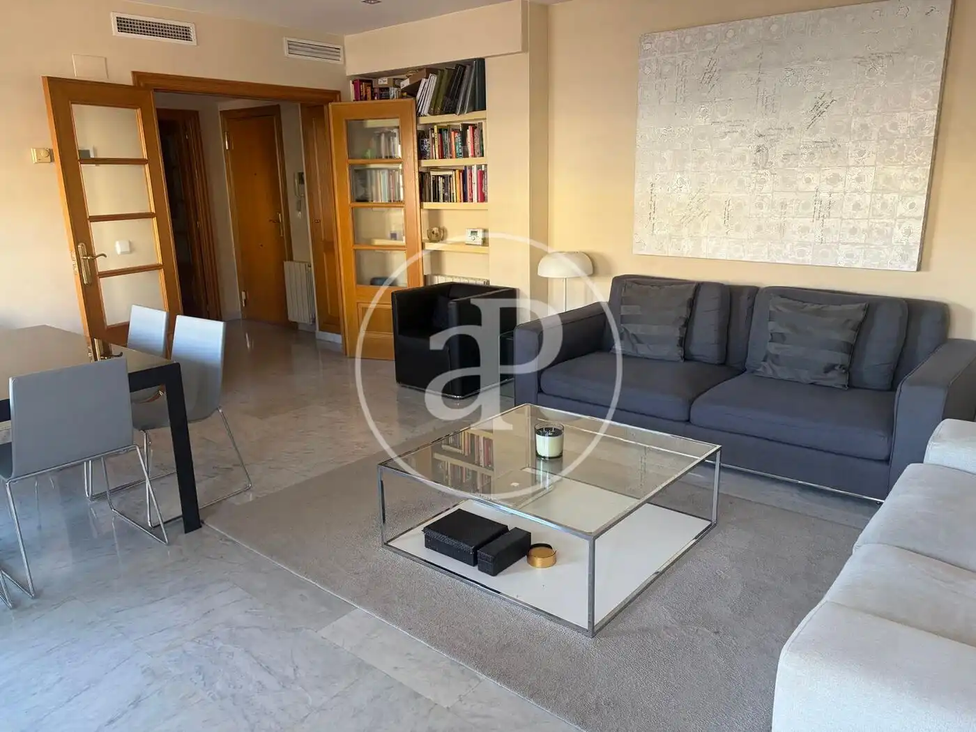 Sala d'estar de Pis de lloguer en Valencia amb Aire condicionat, Calefacció i Moblat