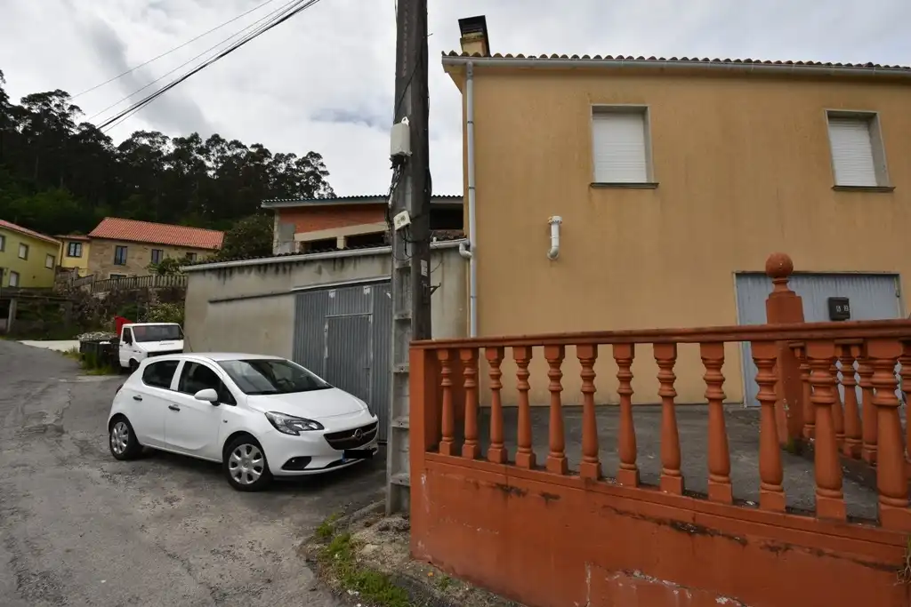 Casa en venda a Outes, imagen 3