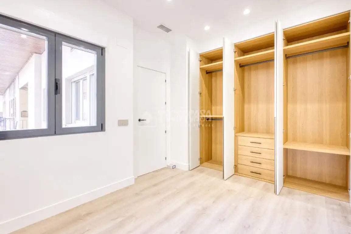 Habitación de Piso en venta en Salamanca con Aire acondicionado, Calefacción y Jardín privado