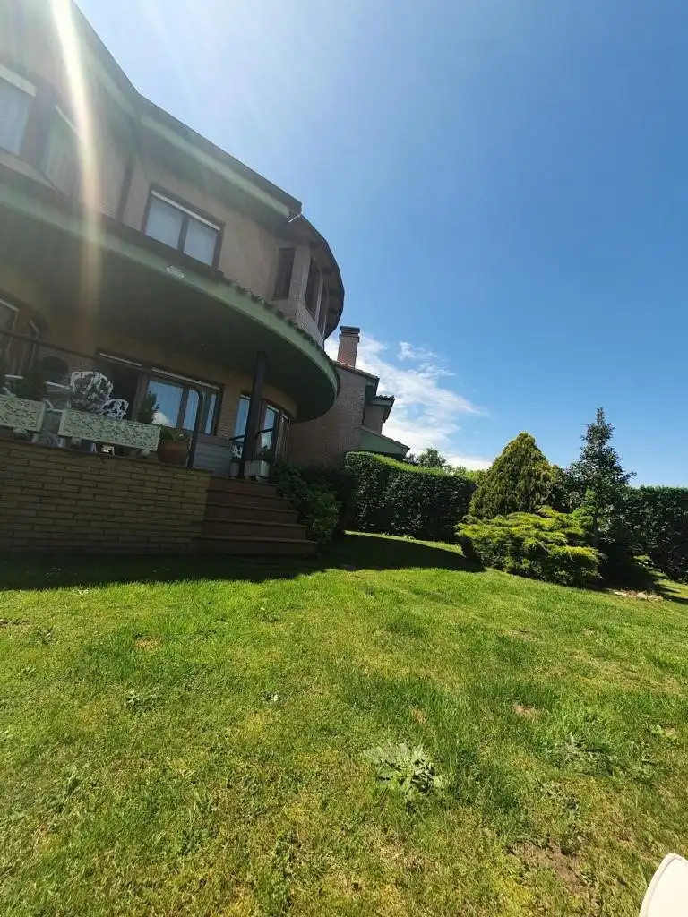 Vista exterior de Casa adosada en venta en Haro con Calefacción, Jardín privado y Terraza