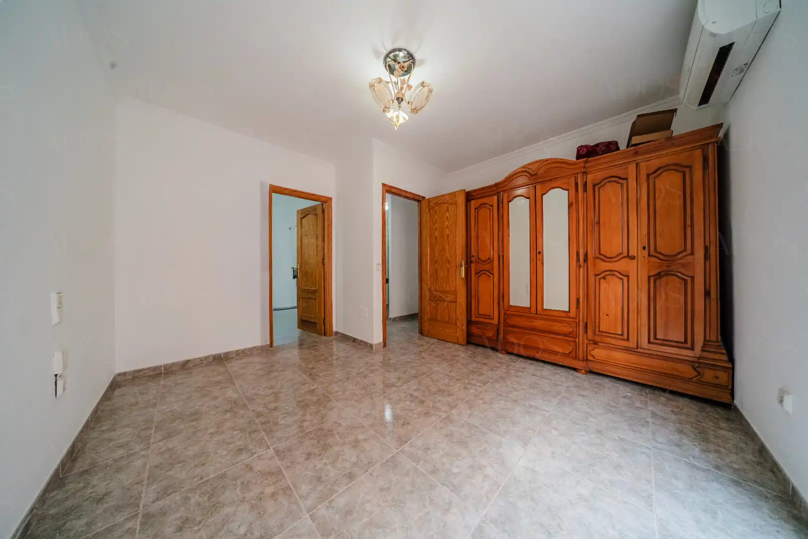 Piso en venta en Roquetas de Mar con Aire acondicionado