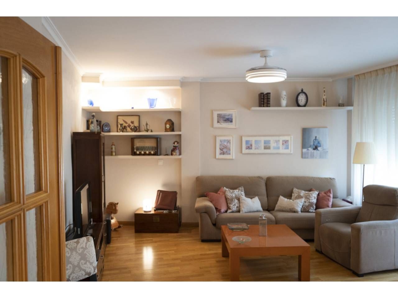 Living room of Flat for sale in  Albacete Capital  with Heating and Balcony