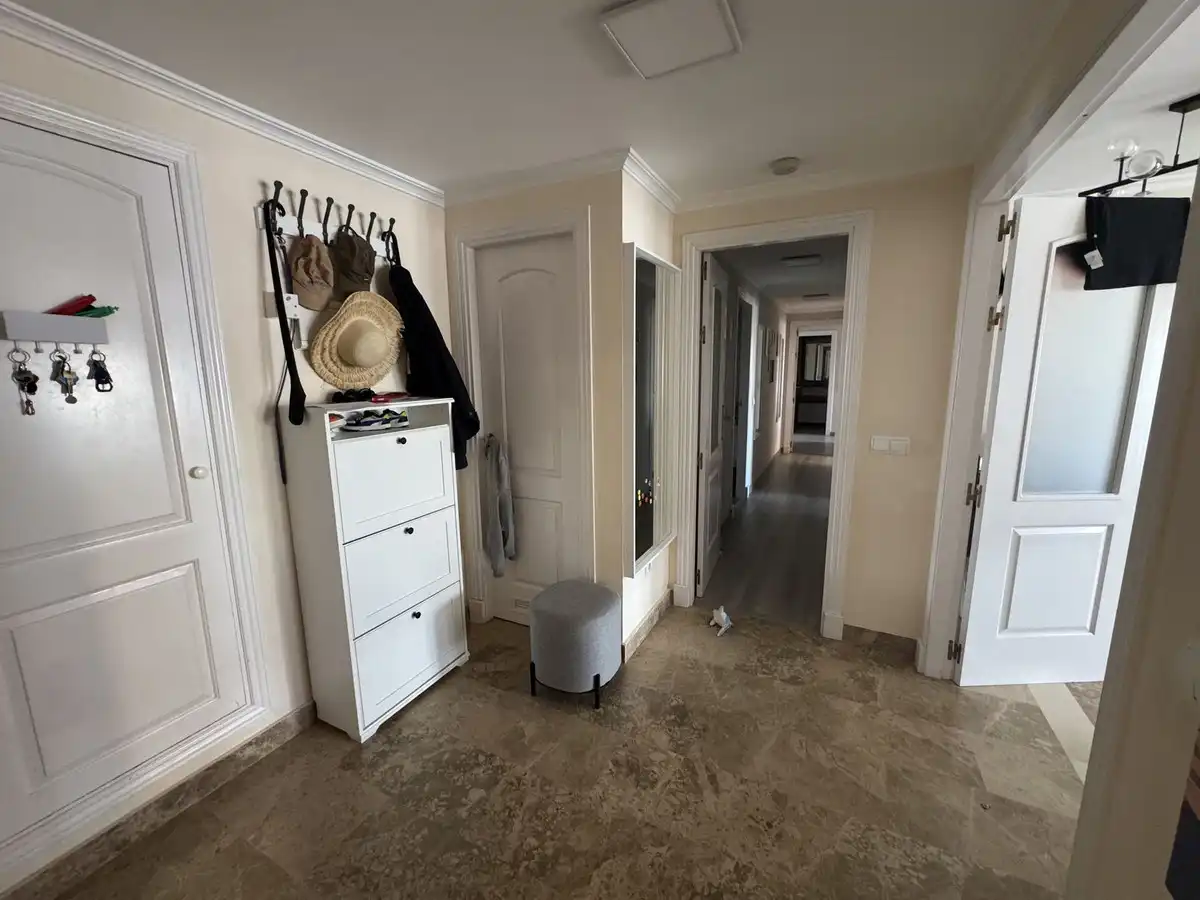 Flat with lift for sale in San Pedro de Alcántara, imagen 4