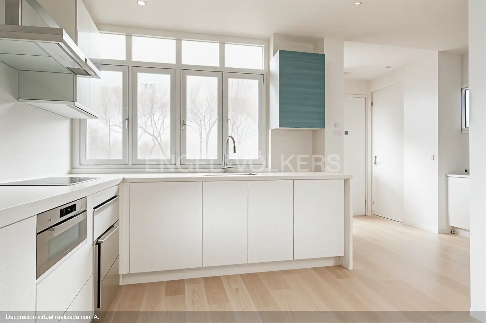 Kitchen of Flat for sale in Sevilla  with Air Conditioner and Heating