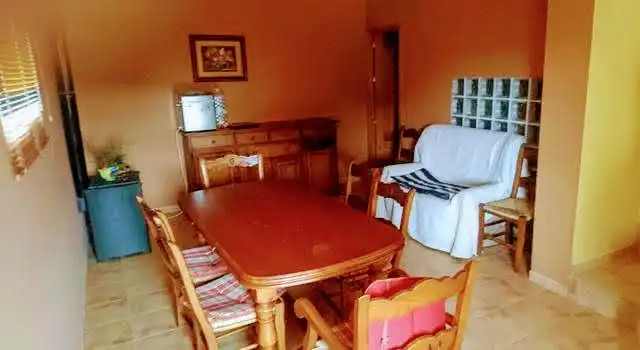 Comedor de Casa adosada en venta en Córdoba con Aire acondicionado, Calefacción y Jardín privado