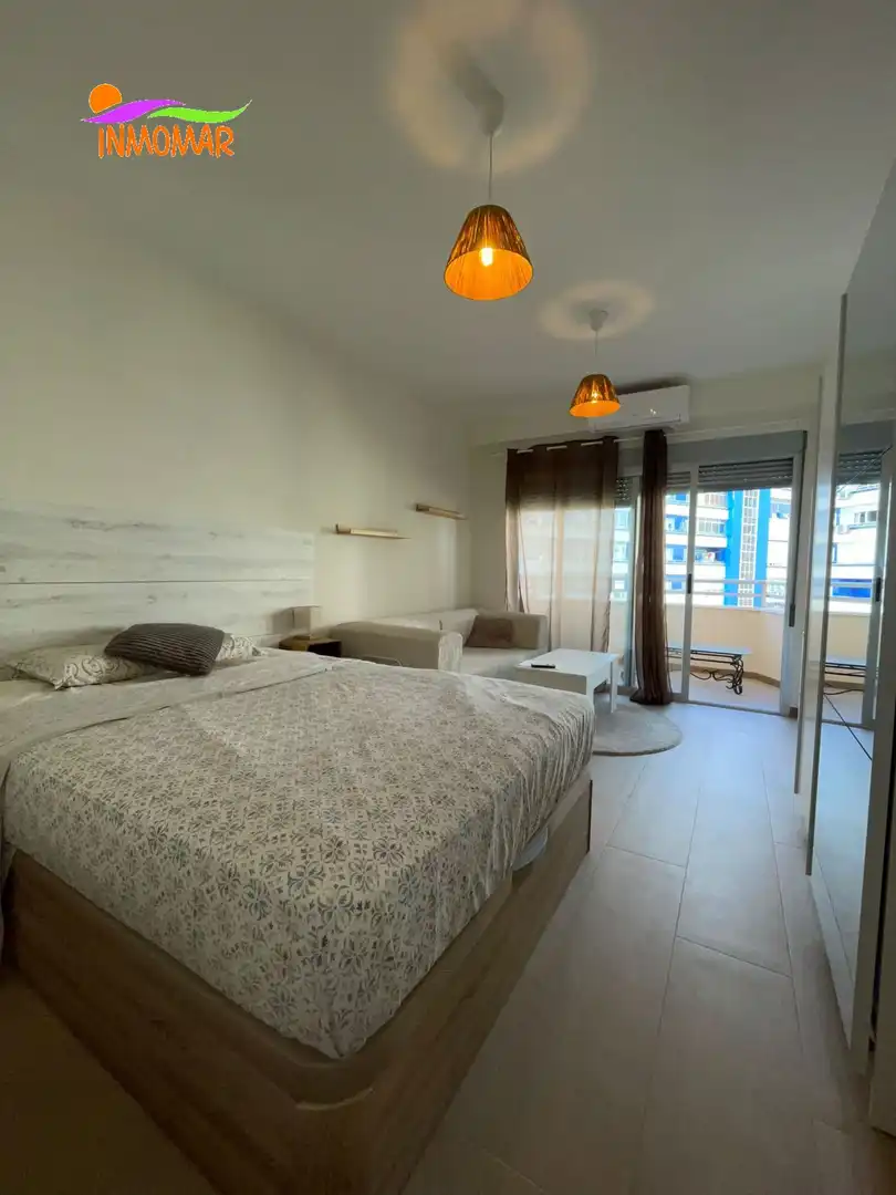 Dormitori de Estudi en venda en Torremolinos amb Aire condicionat i Terrassa