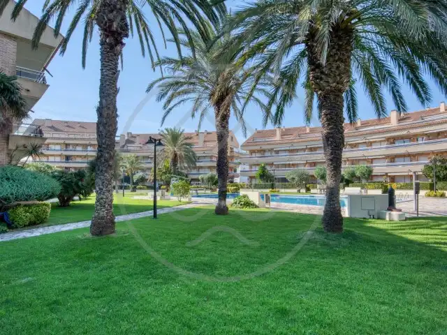 Vista exterior de Planta baja en venta en Calonge i Sant Antoni con Aire acondicionado, Calefacción y Jardín privado