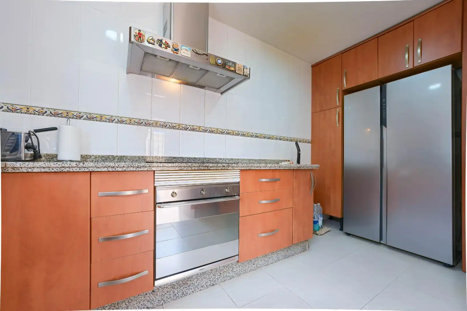 Kitchen of Houses for sale in Bollullos de la Mitación  with Air Conditioner and Community pool