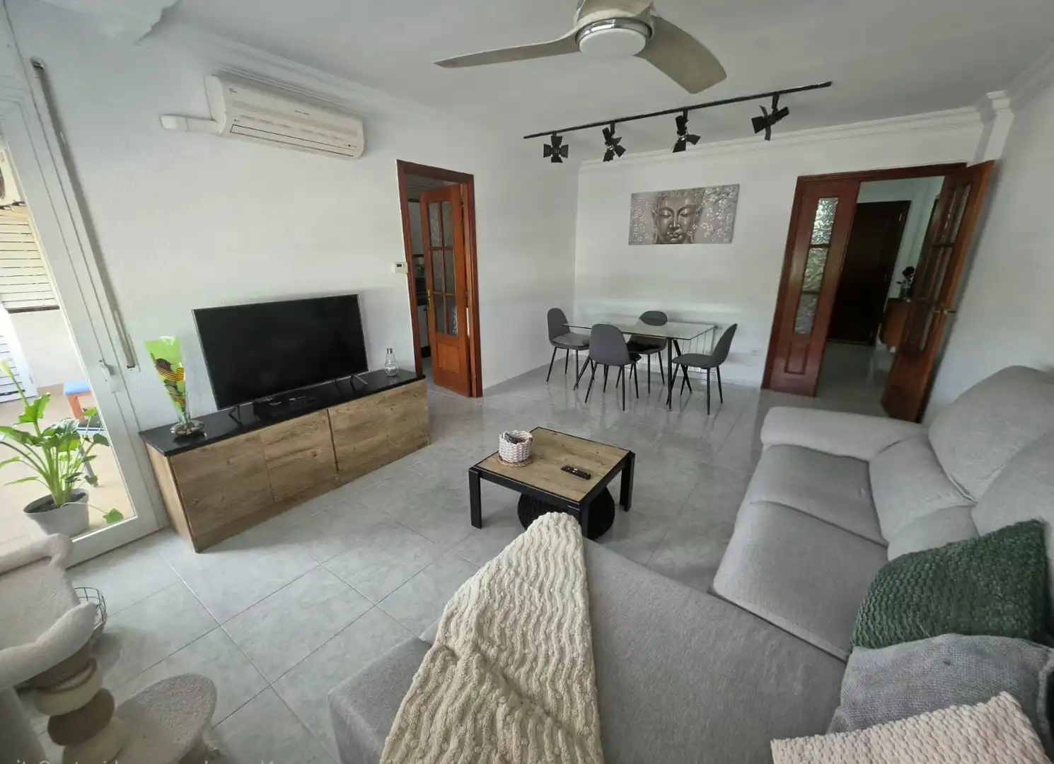 Piso con ascensor en venta en Plaça Agermanament 1, imagen 7