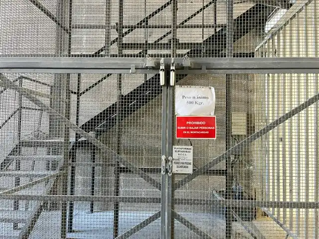 Industriegebäude zur Miete in Carrer d'Anselm Clavé, imagen 5