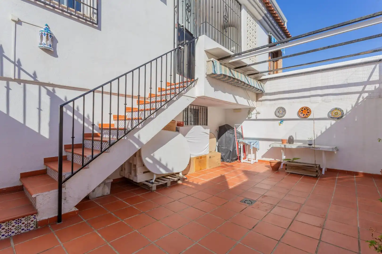 Casa adosada en venda en Cúllar Vega amb Aire condicionat, Calefacció i Moblat