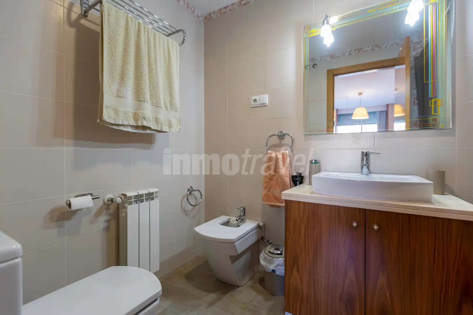 Baño de Apartamento de alquiler en Sanxenxo con Terraza, Amueblado y Horno
