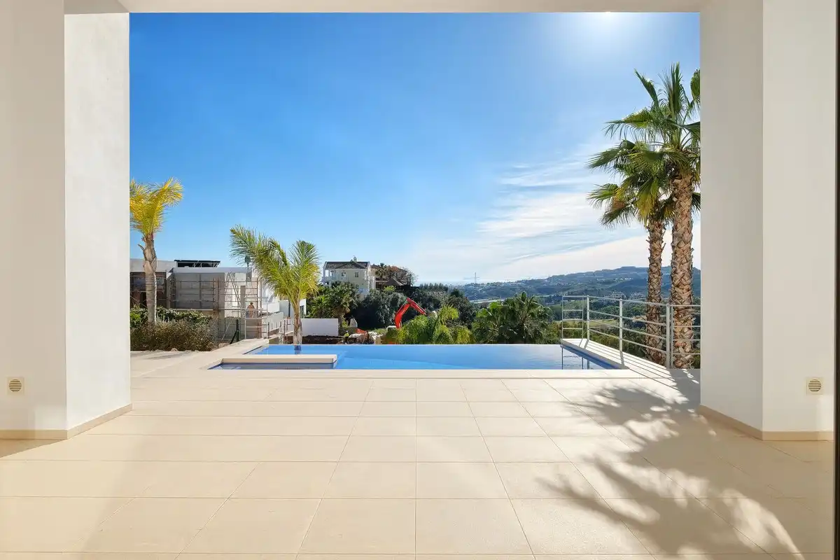 Piscina de Casa o chalet en venta en Benahavís con Jardín privado