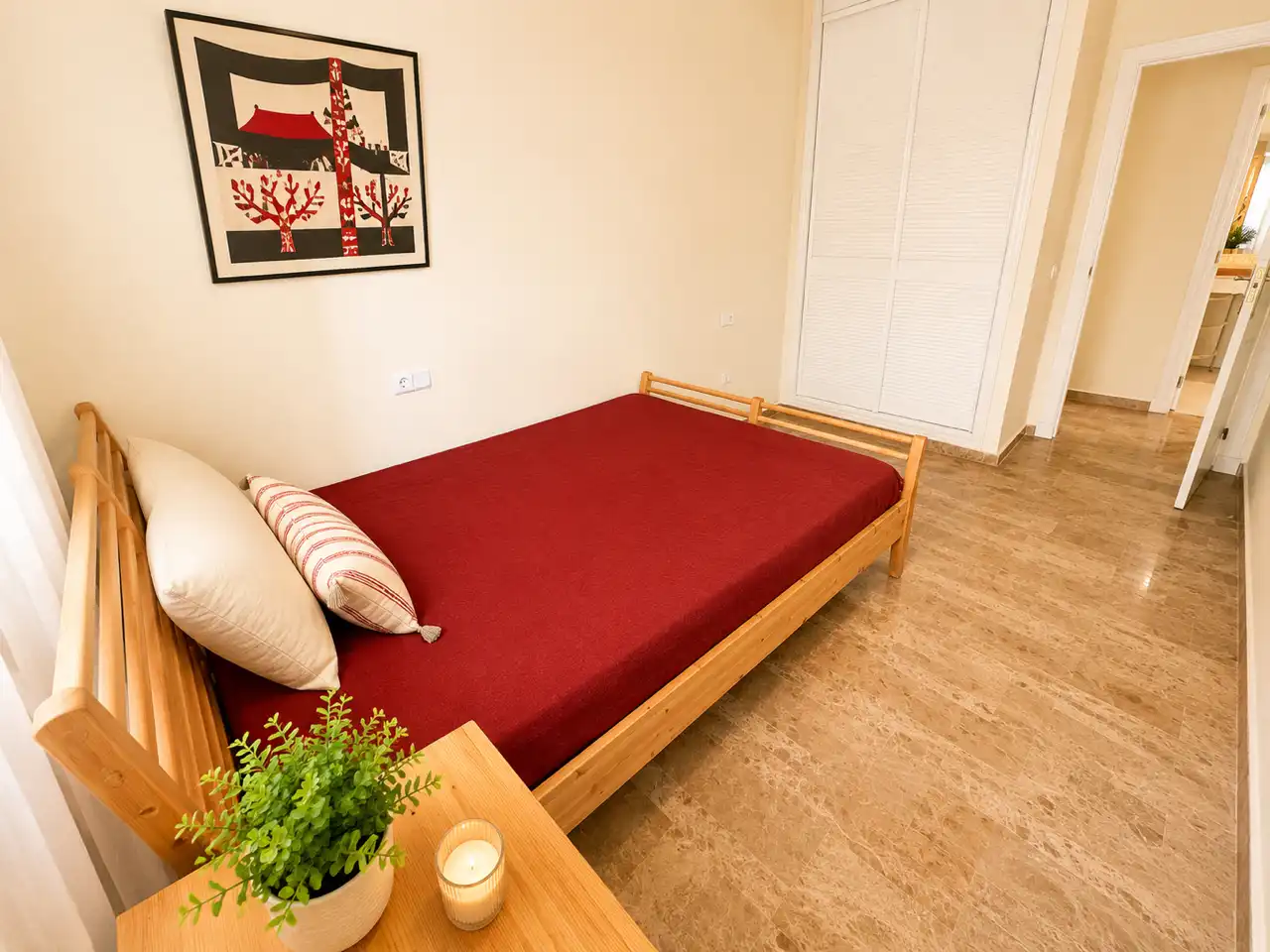 Schlafzimmer von Wohnung zur Miete in Marbella mit Klimaanlage, Heizung und Terrasse