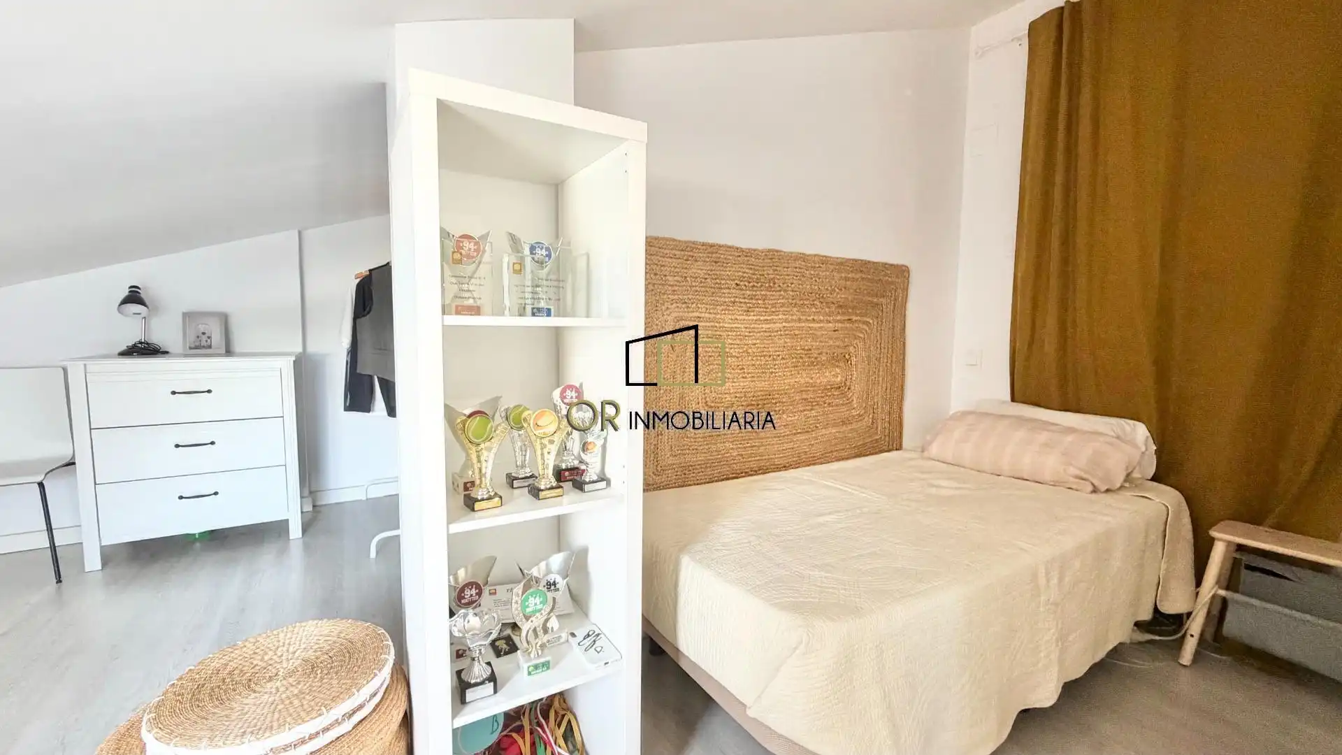 Habitación de Piso en venta en Vilanova i la Geltrú con Calefacción, Parquet y Terraza