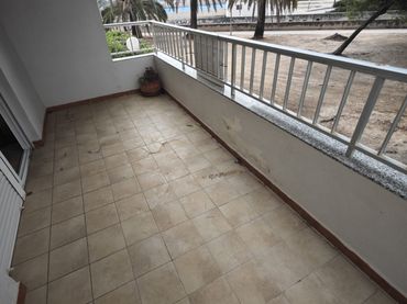 Apartamento con piscina en venta en Miramar