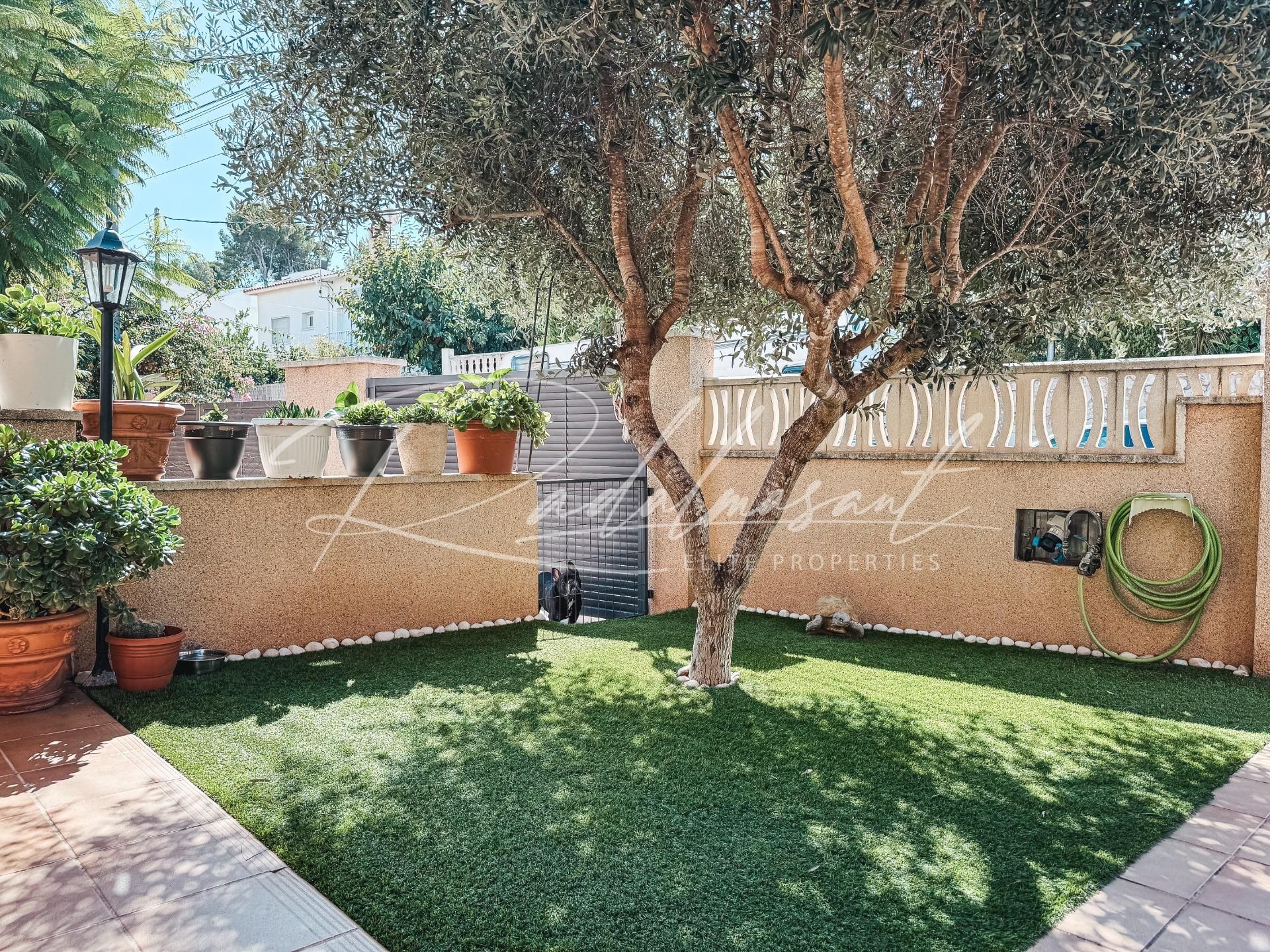 Garden of Single-family semi-detached for sale in Creixell  with Heating, Private garden and Terrace