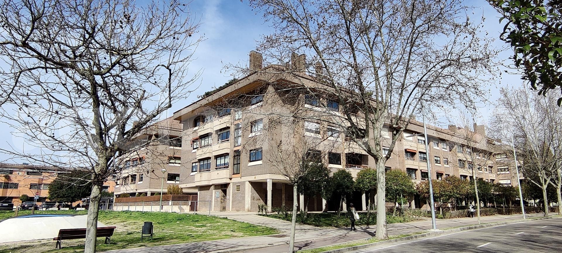 Exterior view of Flat for sale in Valladolid Capital  with Heating and Storage room