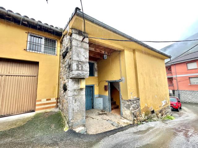 Casa adosada en Venta en Lugar FELECHOSA ARRIBA en Aller