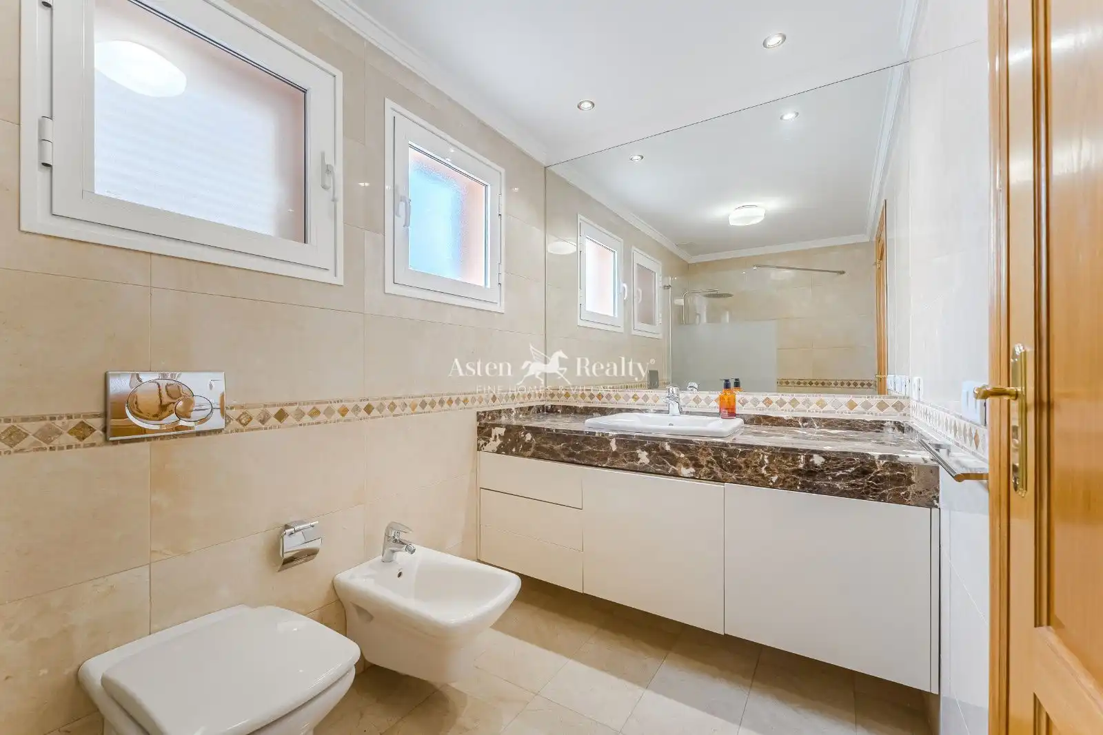 Bathroom of Houses for sale in Adeje  with Air Conditioner, Heating and Terrace