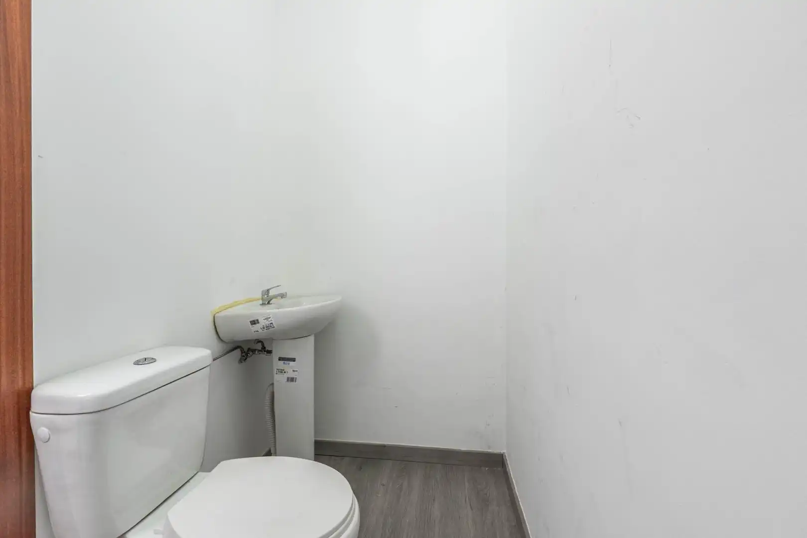 Bathroom of Commercial properties for sale in Granada