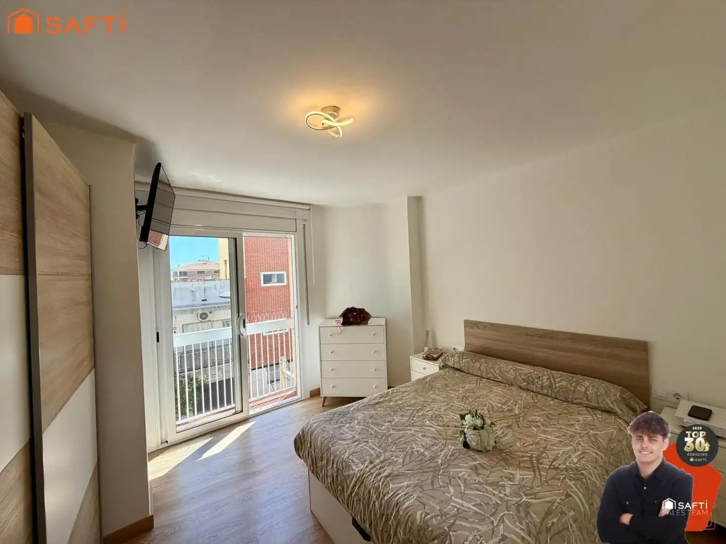Habitación de Piso en venta en Pineda de Mar con Calefacción y Balcón