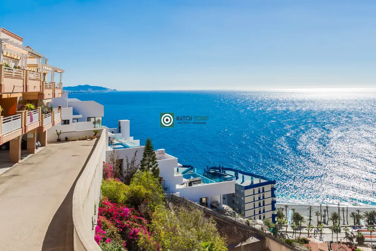 Detached homes for rent in Almuñécar, Granada