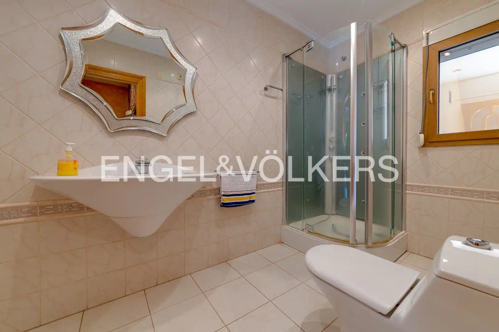 Baño de Finca rústica en venta en Rojales con Aire acondicionado, Calefacción y Jardín privado