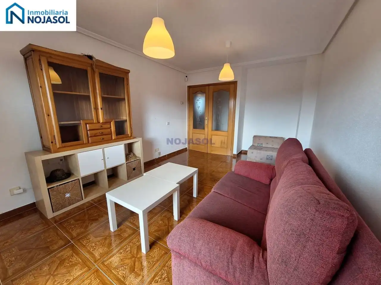 Sala de estar de Apartamento en venta en Meruelo con Calefacción, Terraza y Amueblado