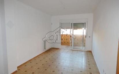 Living room of Flat for sale in  Madrid Capital  with Air Conditioner, Heating and Parquet flooring