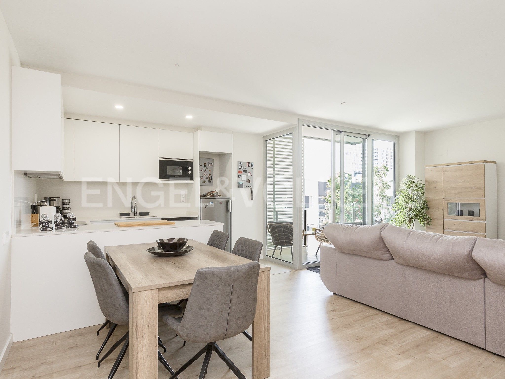 Sala d'estar de Apartament en venda en Sant Adrià de Besòs amb Aire condicionat, Calefacció i Parquet