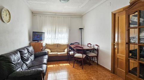 Foto 2 de Piso en venta en Calle la del Manojo de Rosas, Los Ángeles, Madrid Capital