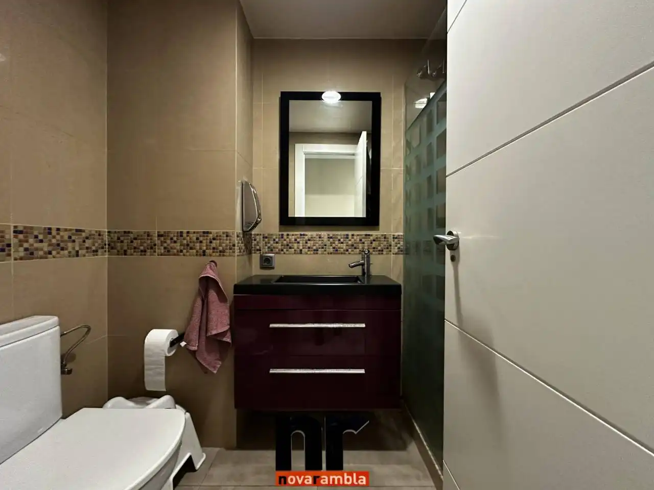 Wohnung zur Miete in Rambla Pinetons, Can Clos - Pinetons