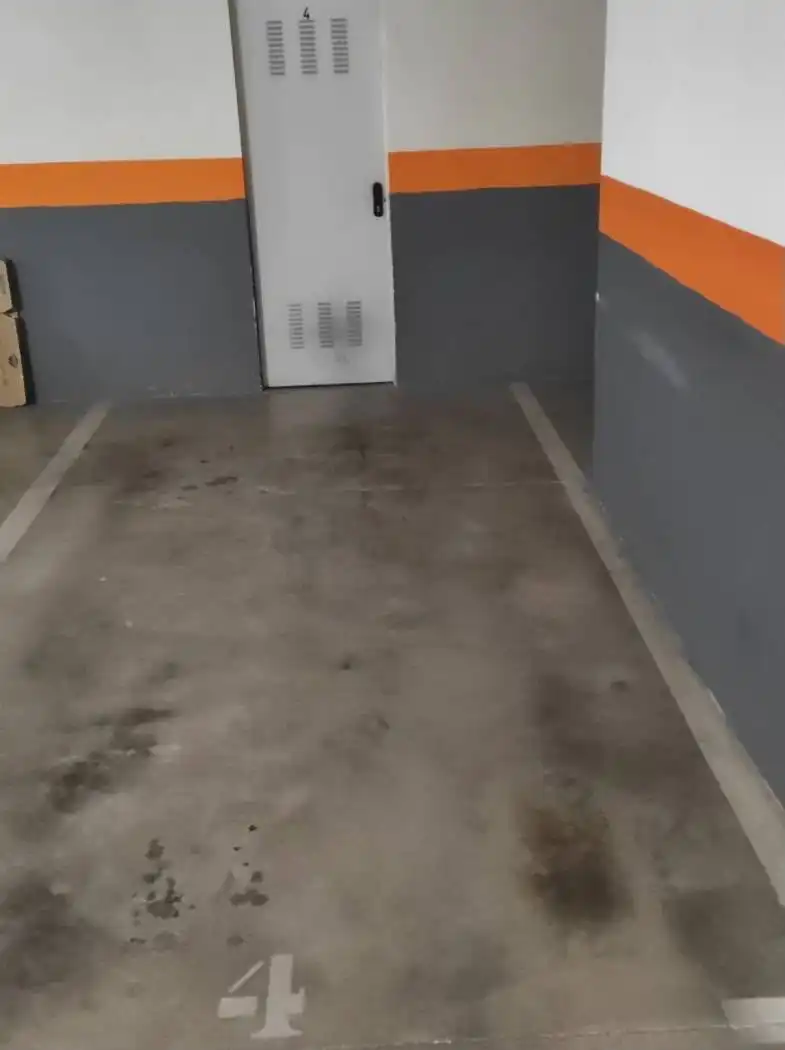 Parking de Apartamento en venta en Ciudad Real con Aire acondicionado, Calefacción y Trastero