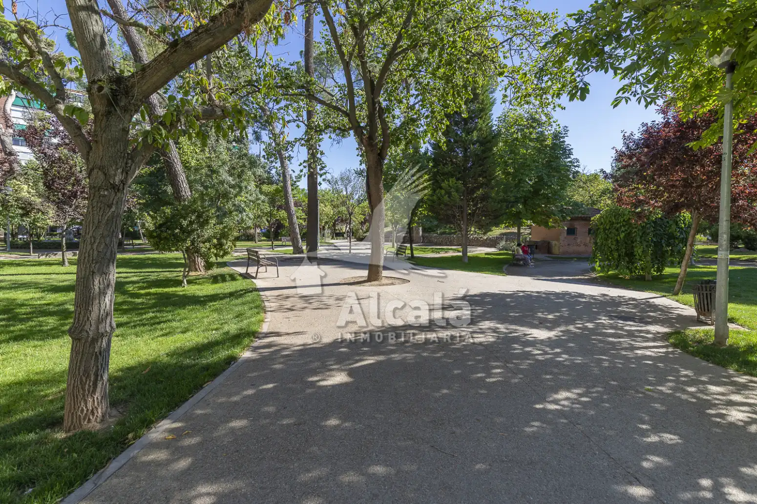 Vista exterior de Piso en venta en Alcalá de Henares con Aire acondicionado y Calefacción