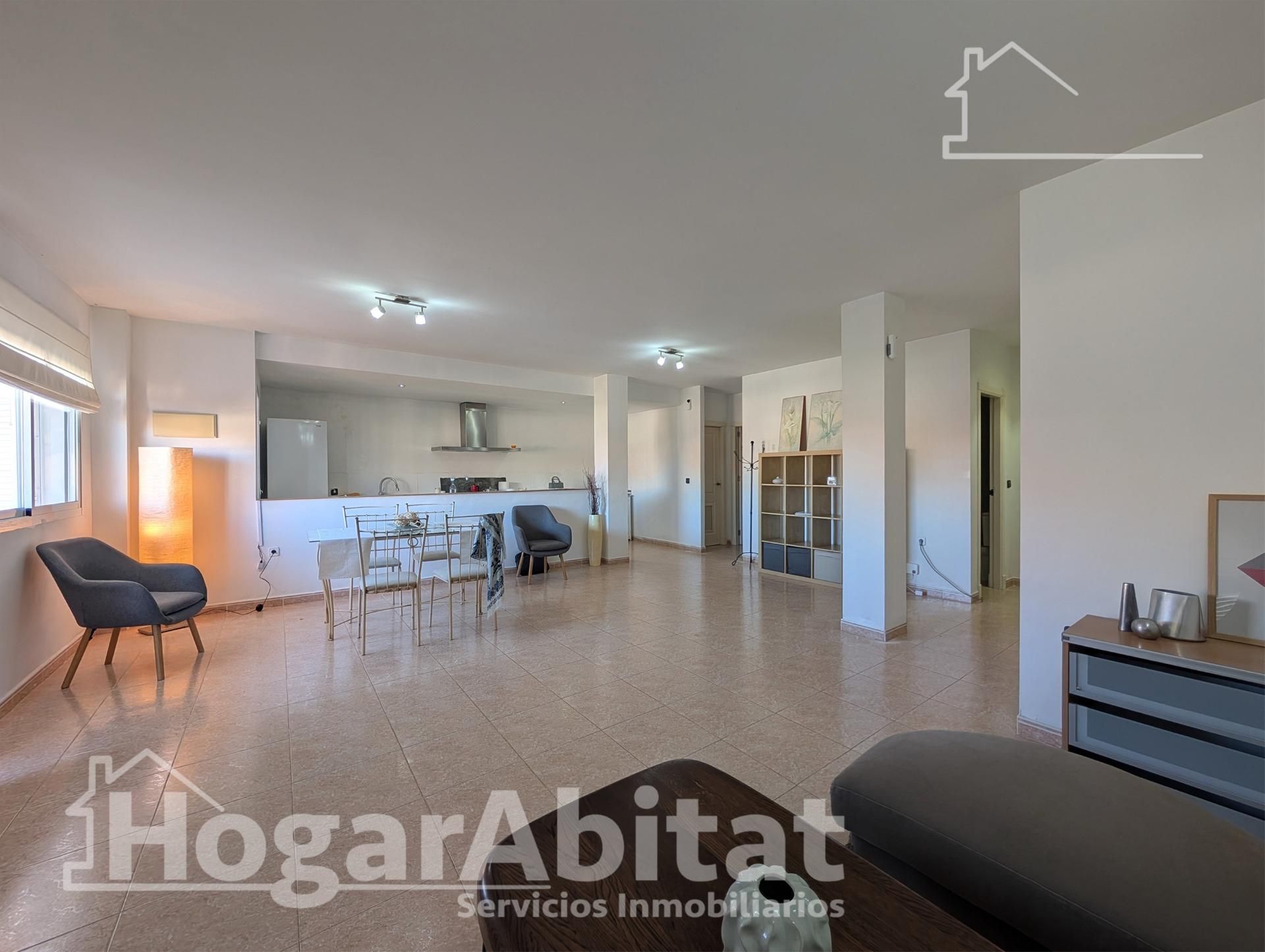 Sala de estar de Piso en venta en Santa Pola con Terraza, Alarma y Piscina comunitaria