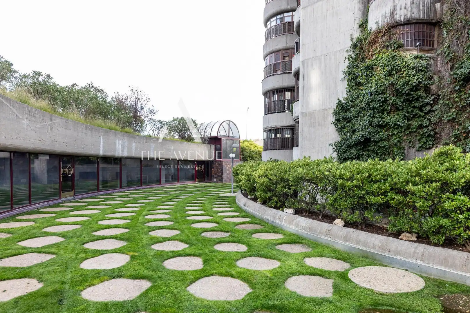 Vista exterior de Piso en venta en Madrid con Aire acondicionado, Calefacción y Jardín privado