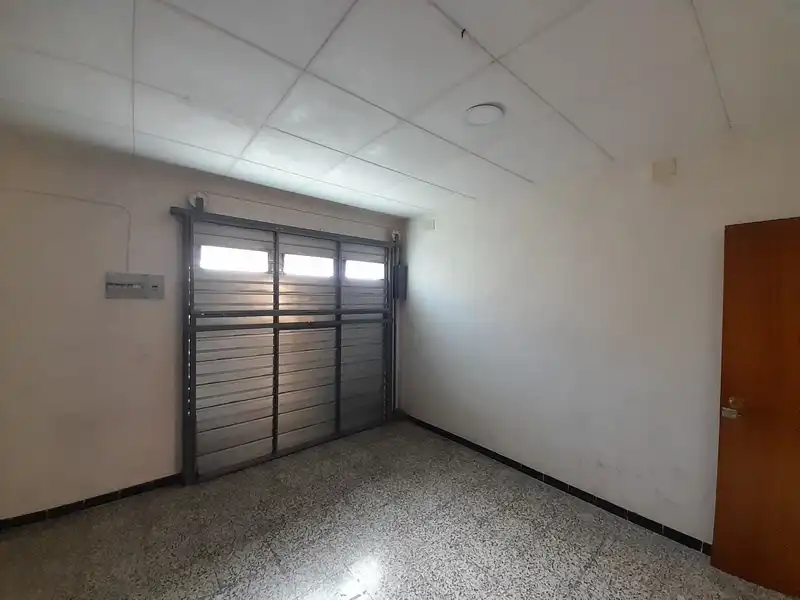 Casa adosada en venda en Olot amb Calefacció, Moblat i Balcó