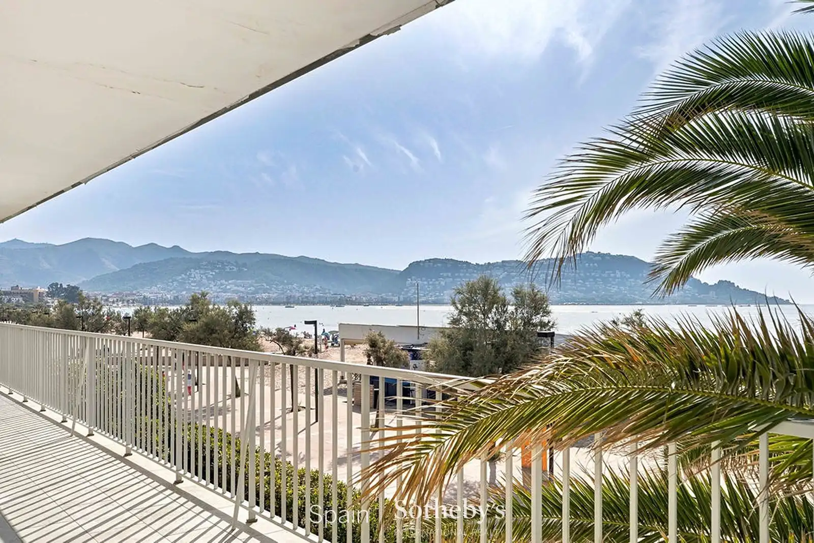 Terraza de Edificio en venta en Roses