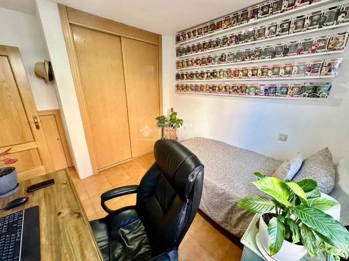 Casa adosada en venta en Pioz con Calefacción, Jardín privado y Parquet