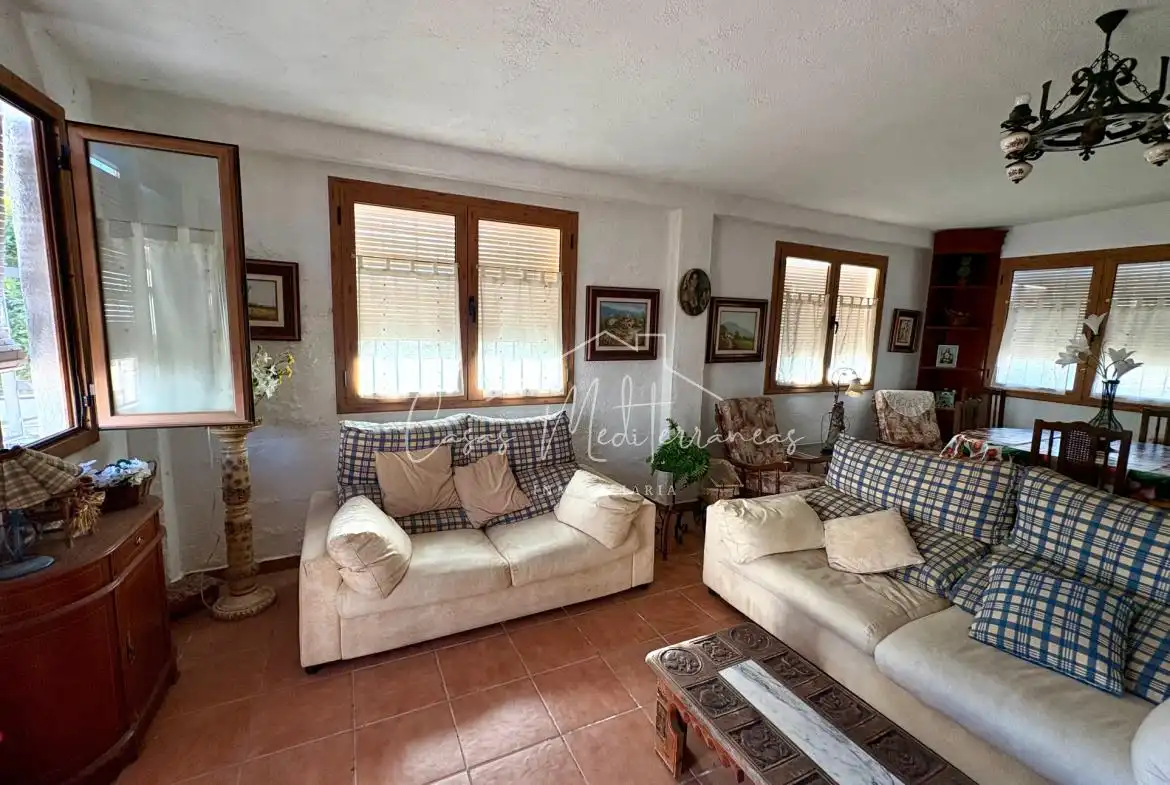 Sala de estar de Finca rústica en venta en Mont-roig del Camp con Jardín privado, Terraza y Piscina