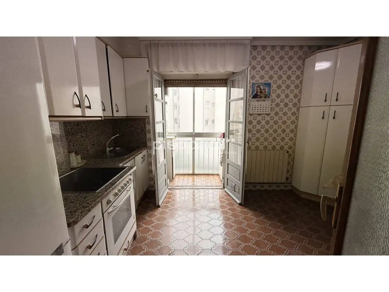 Küche von Wohnung zum Verkauf in  Pamplona / Iruña mit Heizung, Terrasse und Balkon